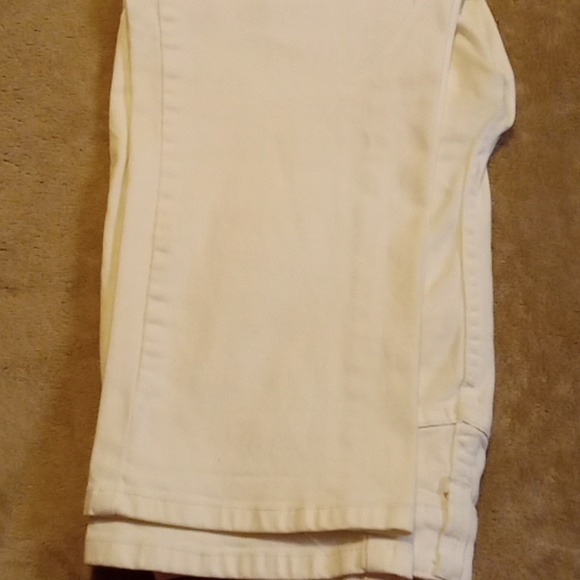 Jeans - Picture 4 of 4